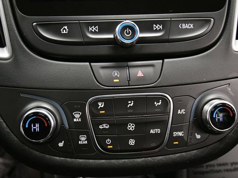 Used 2024 Chevrolet Malibu LT FWD image 15