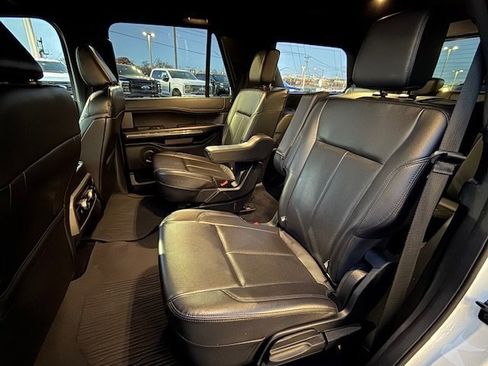 Certified 2021 Ford Expedition XLT image 9