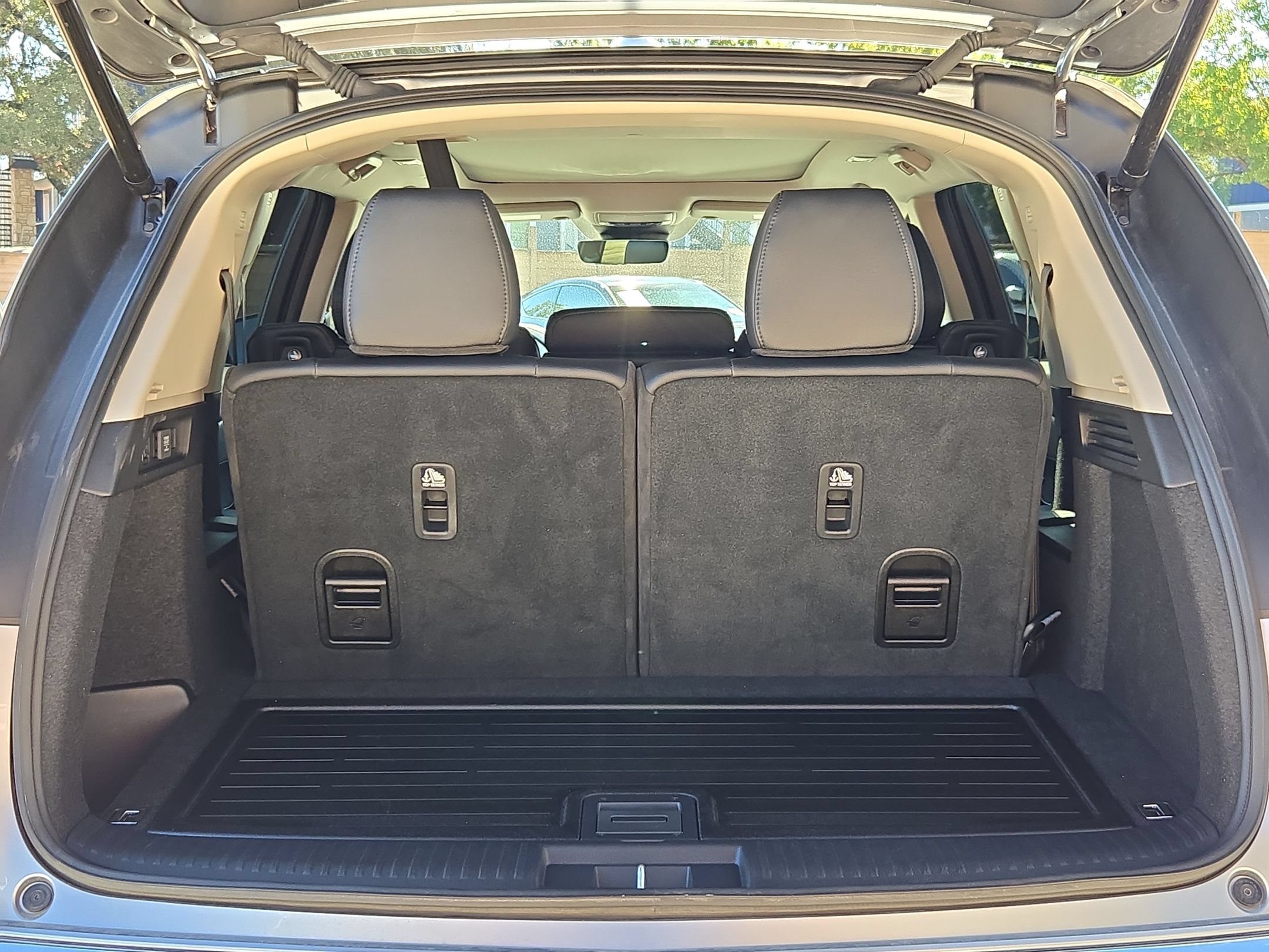 Certified 2026 Acura MDX SH-AWD image 24