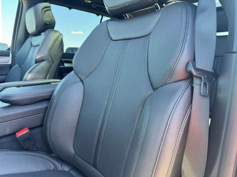 New 2026 Jeep Grand Wagoneer Limited AWD/4WD image 32
