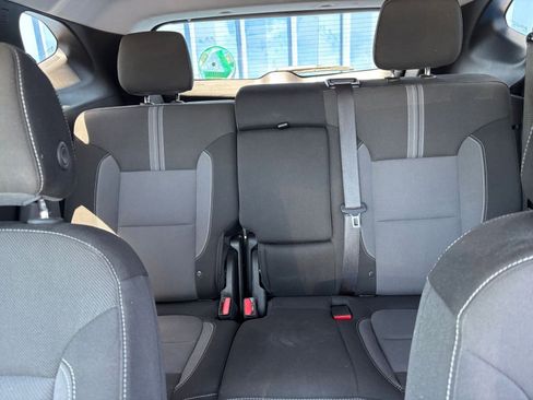 Used 2025 Chevrolet Blazer LT FWD image 39