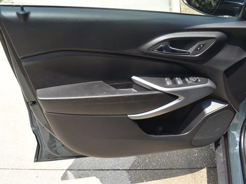 New 2026 Chevrolet Trax LS w/ LS Convenience Package FWD image 13