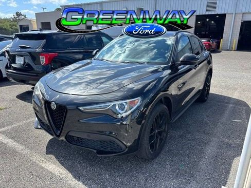 Used 2021 Alfa Romeo Stelvio Sprint w/ Nero Edizione RWD image 1