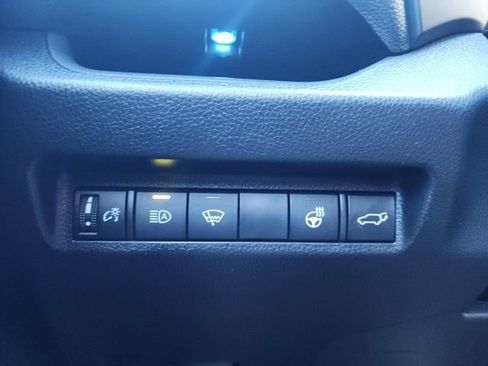 Used 2021 Toyota RAV4 XSE image 19