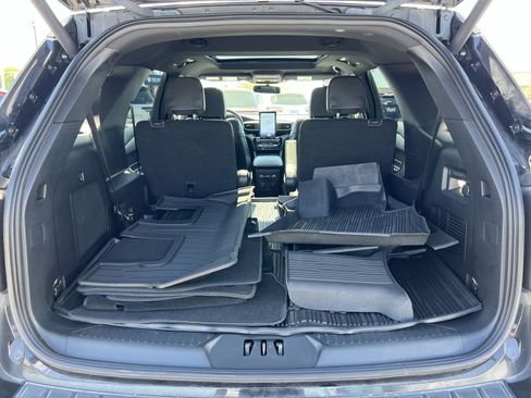 Used 2022 Ford Explorer ST w/ Equipment Group 401A AWD/4WD image 34