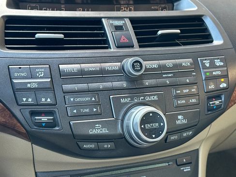 Used 2011 Honda Accord EX-L image 20