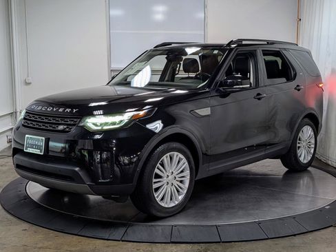 Used 2019 Land Rover Discovery SE AWD/4WD image 4