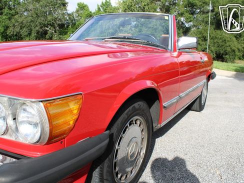 Used 1987 Mercedes-Benz 560 SL image 29