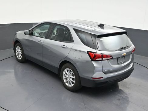 Used 2024 Chevrolet Equinox LS w/ Driver Confidence II Package FWD image 17