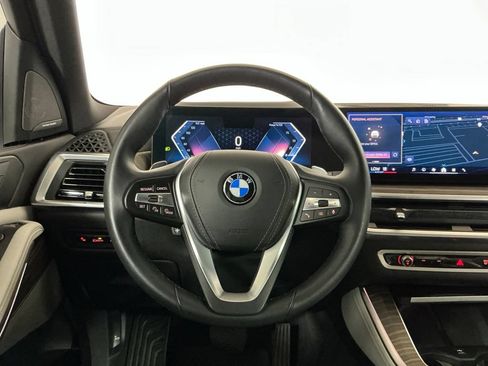 Used 2024 BMW X5 xDrive40i w/ Premium Package AWD/4WD image 19
