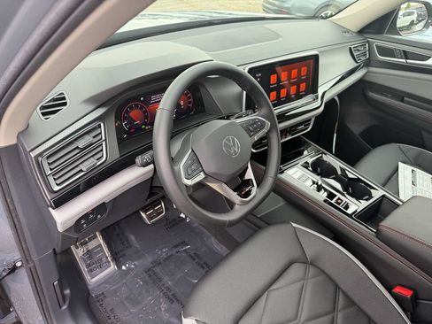 New 2026 Volkswagen Atlas Peak Edition AWD/4WD image 13