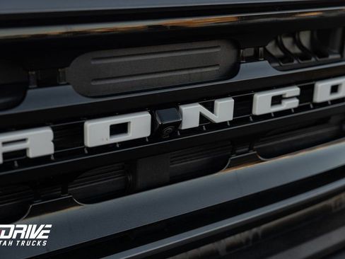 Used 2021 Ford Bronco Outer Banks image 6