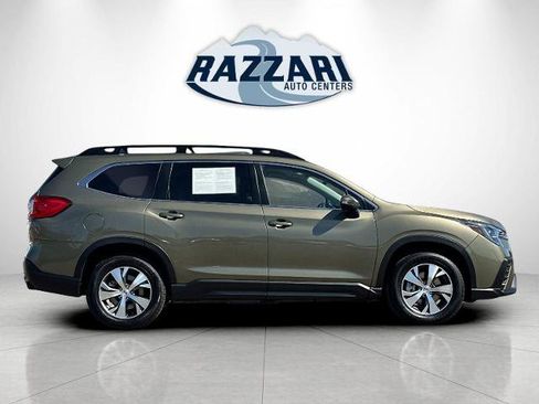 Used 2023 Subaru Ascent Premium w/ Convenience Package AWD/4WD image 2