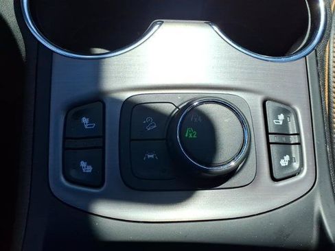 Certified 2023 GMC Terrain AT4 AWD/4WD image 29