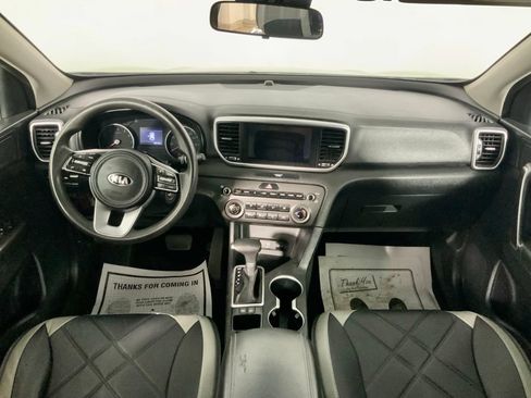 Used 2020 Kia Sportage LX FWD image 19
