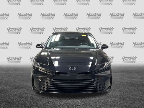 Used 2025 Toyota Camry LE FWD image 3