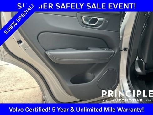 Certified 2025 Volvo XC60 B5 Core AWD/4WD image 33