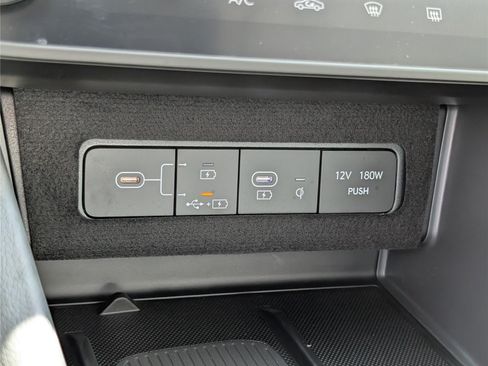 Used 2025 Hyundai Sonata SEL FWD image 24