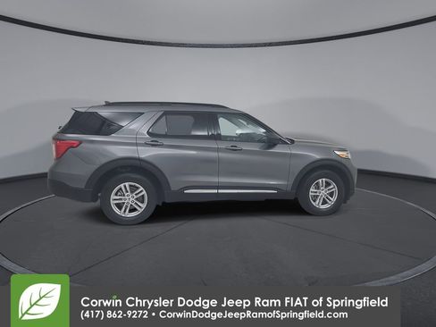 Used 2024 Ford Explorer XLT w/ Equipment Group 202A image 16