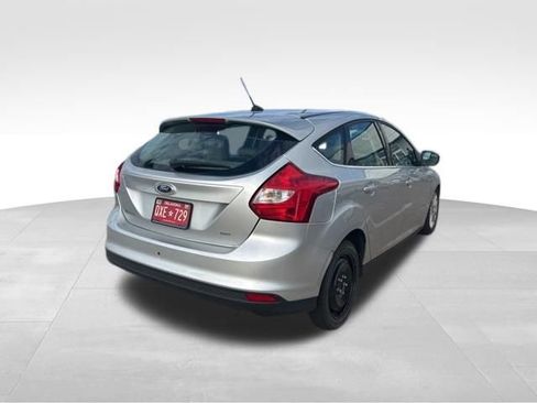 Used 2012 Ford Focus SEL image 3