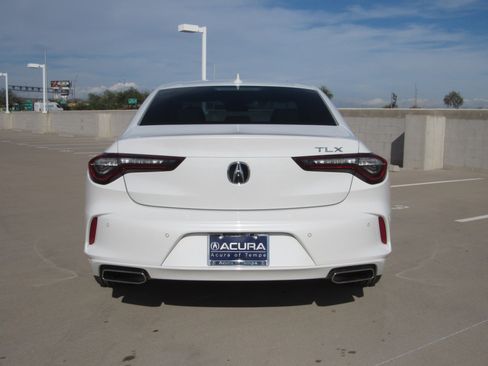 Certified 2025 Acura TLX w/ Technology Package image 7