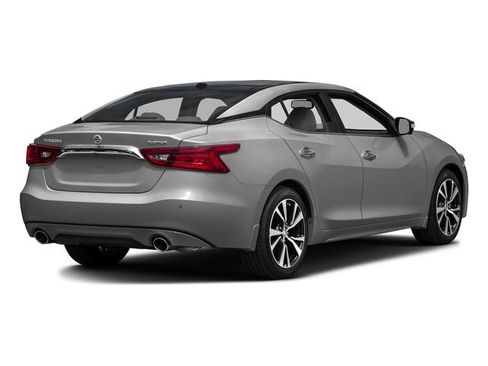 Used 2016 Nissan Maxima Platinum FWD image 2