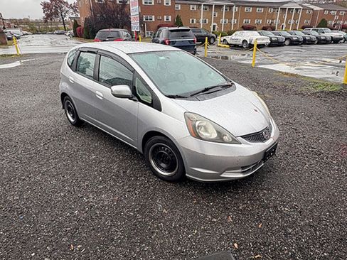 Used 2013 Honda Fit image 4