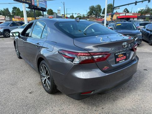 Used 2022 Toyota Camry XLE AWD/4WD image 6