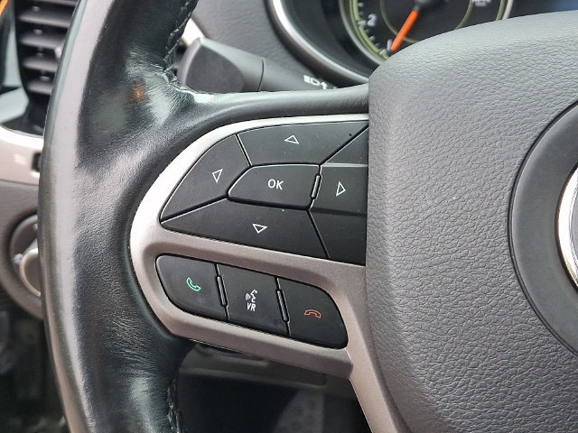 Used 2021 Jeep Cherokee Limited w/ Elite Package AWD/4WD image 7