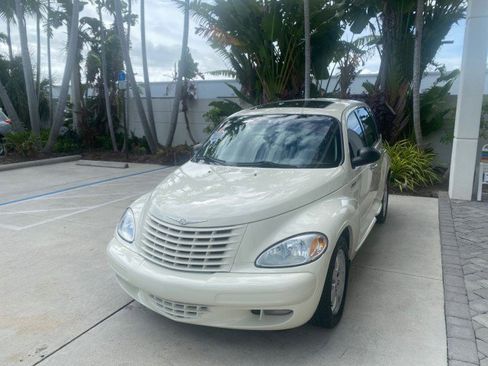 Used 2004 Chrysler PT Cruiser Touring image 4
