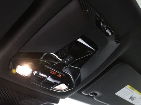 Used 2023 BMW X1 xDrive28i w/ Premium Package image 32