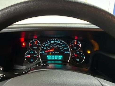 Used 2022 Chevrolet Express 3500 LS RWD image 26