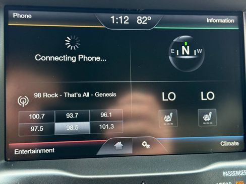 Used 2015 Ford Explorer XLT w/ Equipment Group 202B AWD/4WD image 18