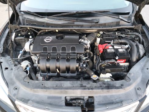 Used 2015 Nissan Sentra S image 26