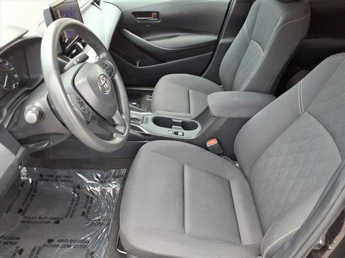 Used 2024 Toyota Corolla LE FWD image 12