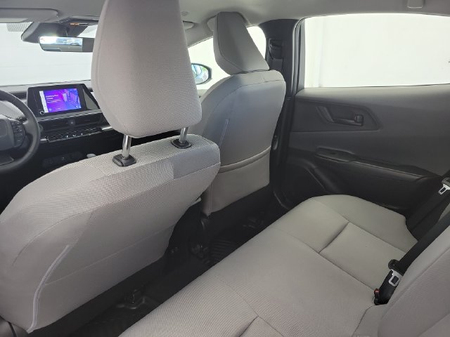 Used 2024 Toyota Prius LE FWD image 12