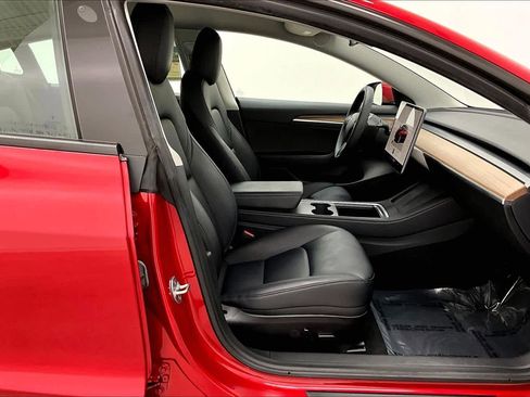 Used 2023 Tesla Model 3 Standard Range RWD image 7