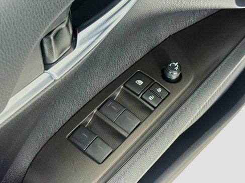 Used 2024 Toyota Camry SE FWD image 20