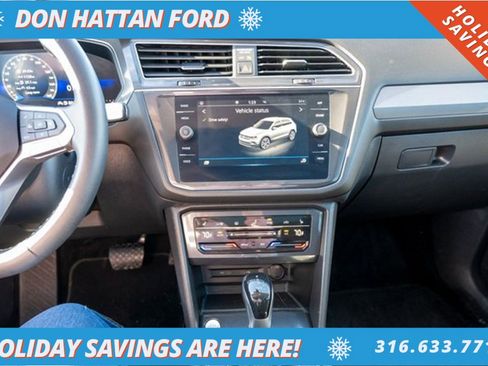 Used 2023 Volkswagen Tiguan SE image 8