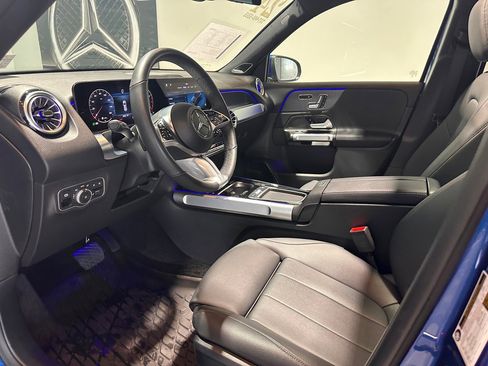 Used 2024 Mercedes-Benz GLB 250 4MATIC image 10