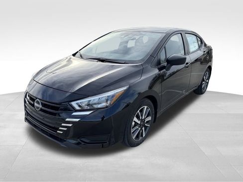 Used 2025 Nissan Versa S w/ S Plus Package image 3