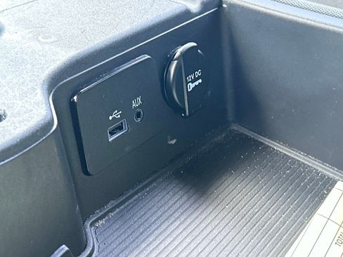 Used 2013 RAM 1500 Big Horn AWD/4WD image 29