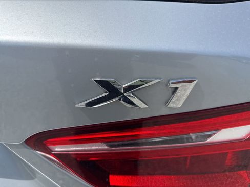 Used 2018 BMW X1 sDrive28i FWD image 13