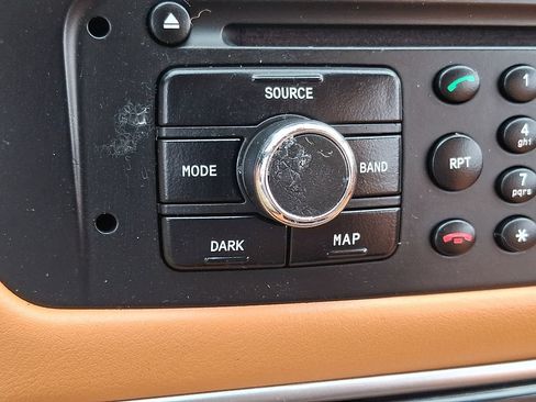 Used 2015 Maserati GranTurismo Sport RWD image 25
