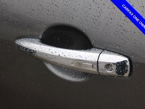 Used 2024 Nissan Altima 2.5 SV image 14