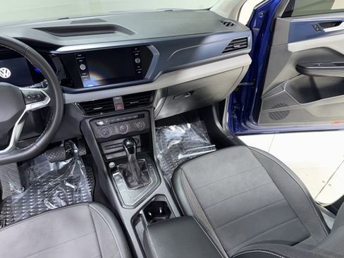 Used 2022 Volkswagen Taos SE image 23