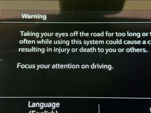 Used 2023 Chevrolet Bolt EUV LT w/ Convenience Package image 24