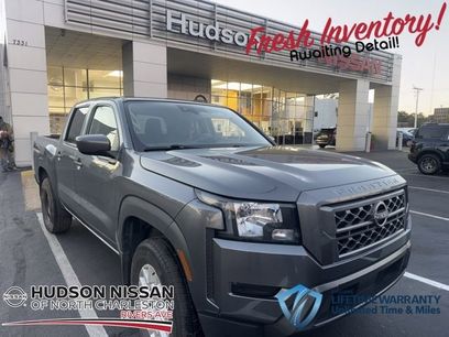 Used 2022 Nissan Frontier SV w/ Technology Package
