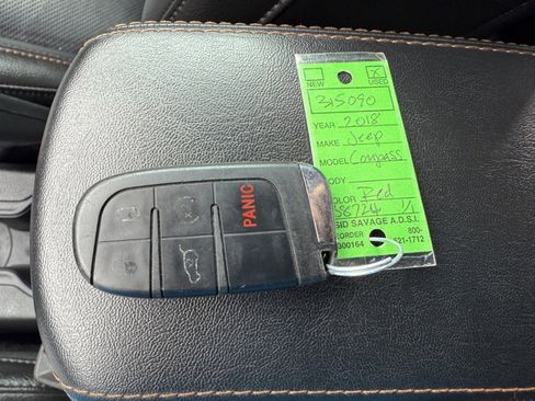 Used 2018 Jeep Compass Limited w/ Navigation Group image 40