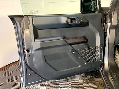 Used 2024 Ford Bronco Outer Banks w/ Sasquatch Package AWD/4WD image 22